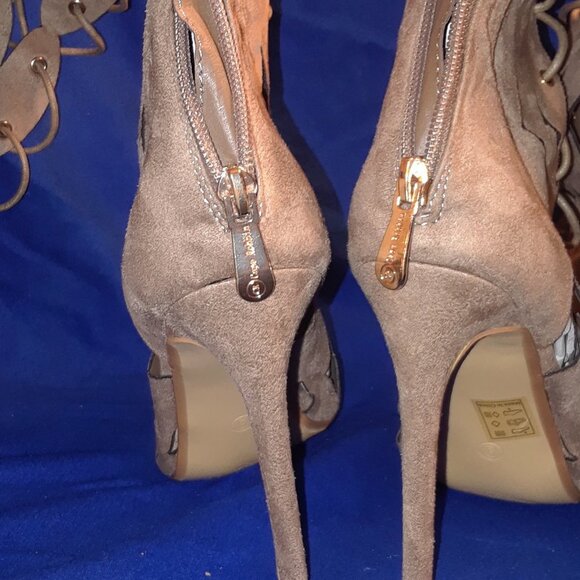 Gladiator Thigh High SUEDE Stilettos Boots Open Toe / CUT OUTS - Picture 5 of 10